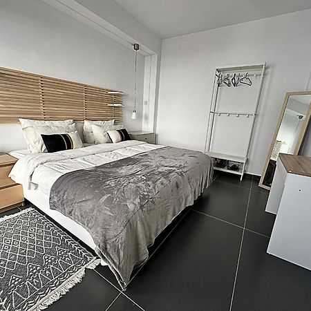 Home Away One Bedroom Apartment In ニコシア エクステリア 写真