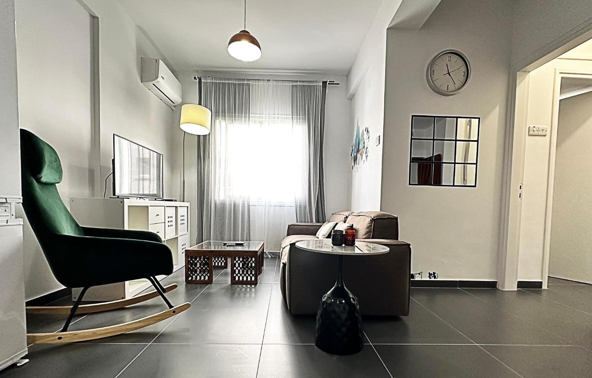 Home Away One Bedroom Apartment In ニコシア エクステリア 写真